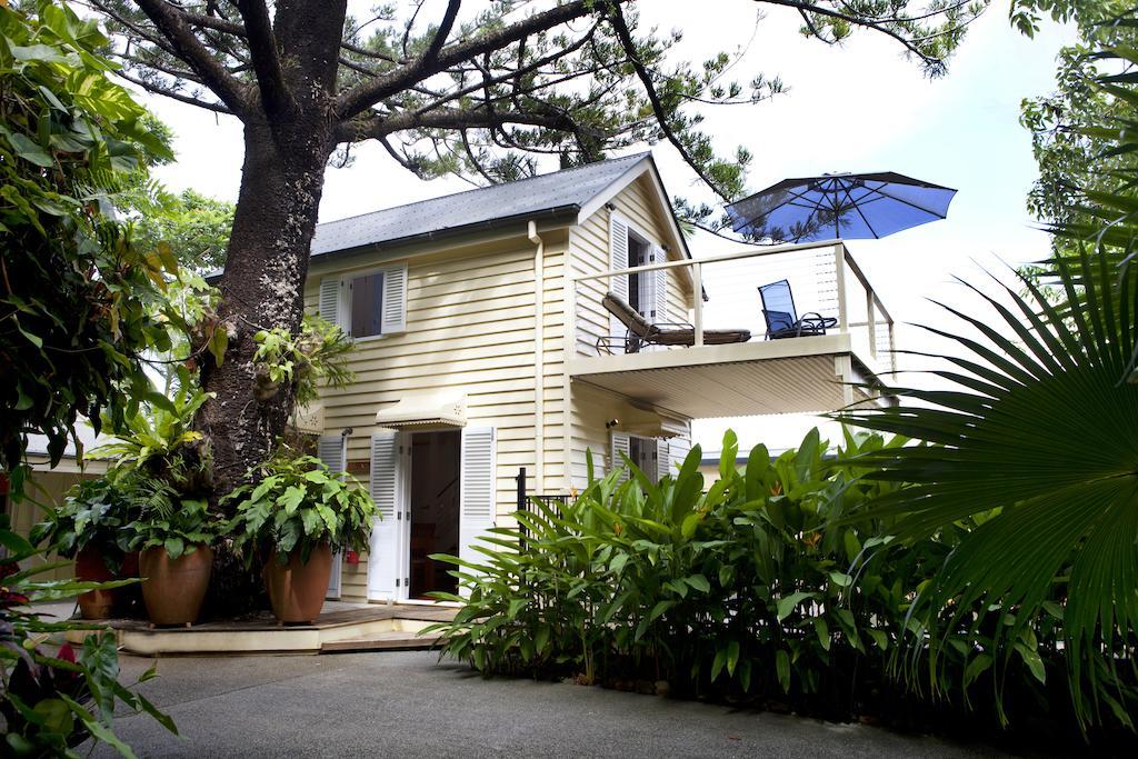 Port Douglas Cottage & Lodge Exterior foto