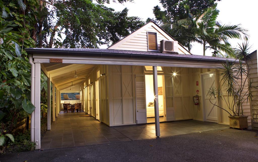 Port Douglas Cottage & Lodge Exterior foto